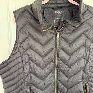 Calvin Klein Women's black Quilted Vest
